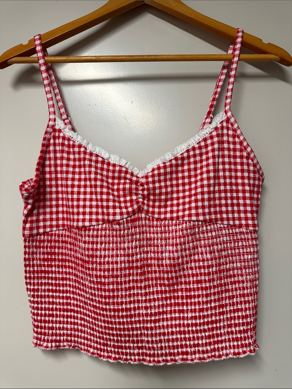 NEW - red&white plaid crop tank (LARGE)